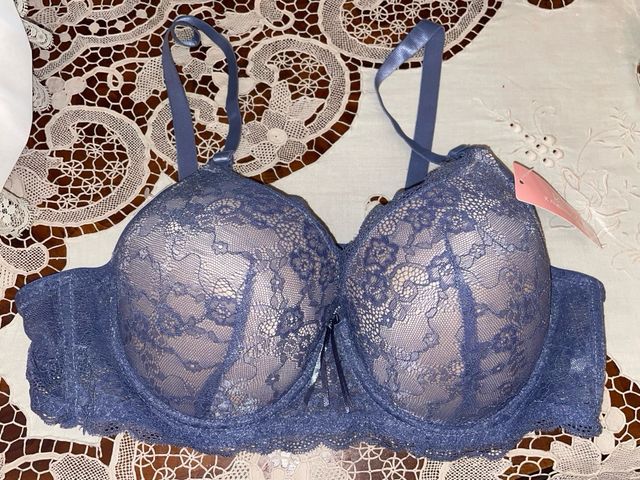 Reggiseno pizzo blu taglia 52