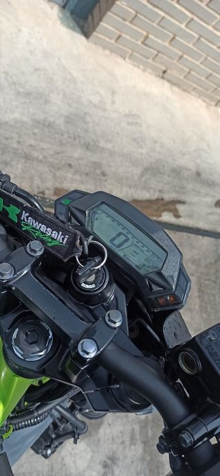 Kawasaki Z125 - Moto 2023