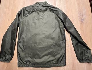 Chaqueta Nike niño verde oliva