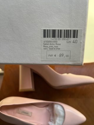 Salones rosa Uterqüe -talla 40