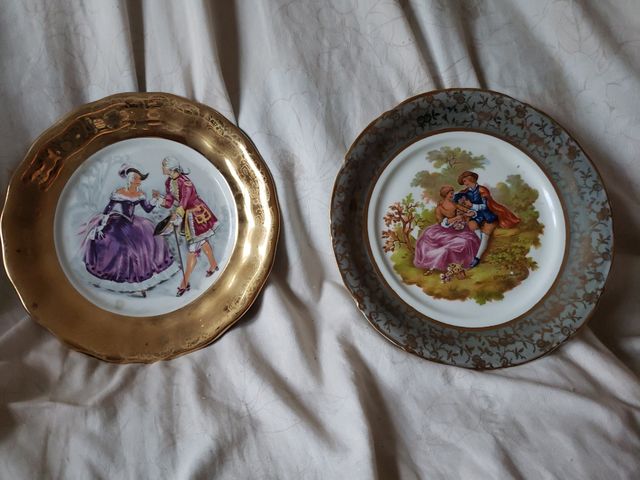2 Platos porcelana antiguos
