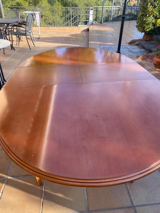 Mesa ovalada madera - Comedor