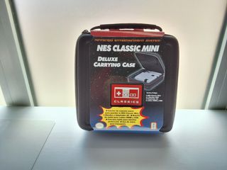 NES Classic Mini - Deluxe carrying case