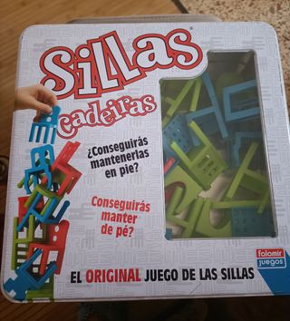 Juego de mesa Sillas falomir
