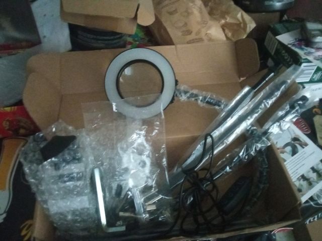 Lupa LED con luz y soporte