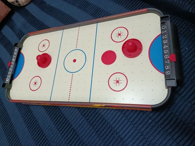 Air  Hockey   F-Stats  50 x 30