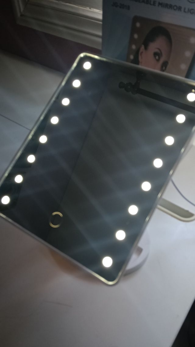 Espejo MYFOLD JIN con Luces LED