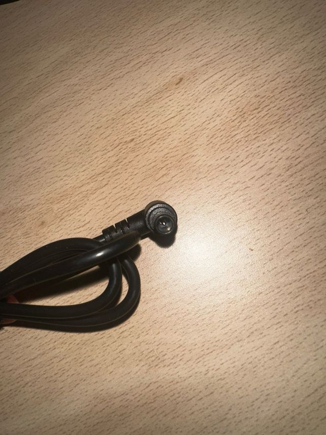 Cargador Sony 19.5V-4.7A