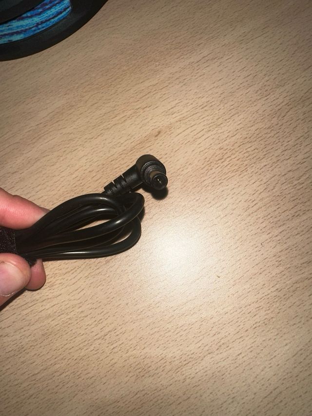 Cargador Sony 19.5V-4.7A