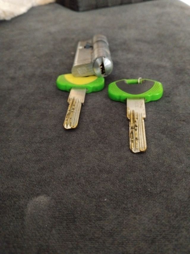 Serratura a cilindro + chiavi