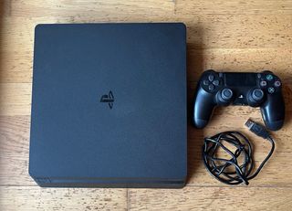 PS4 (PlayStation 4) 500gb - Negra