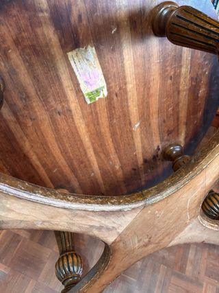 Mesa centro maciza  años 70 para restaurar o uso. 