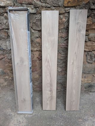 Suelo laminado efecto madera natural