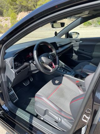 Volkswagen Golf 2021
