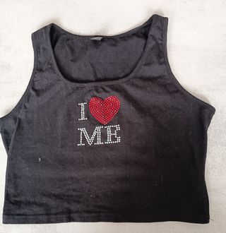 Top negro c/lentejuelas I❤ME