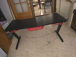 Mesa Gamer RGB - Escritorio Gaming