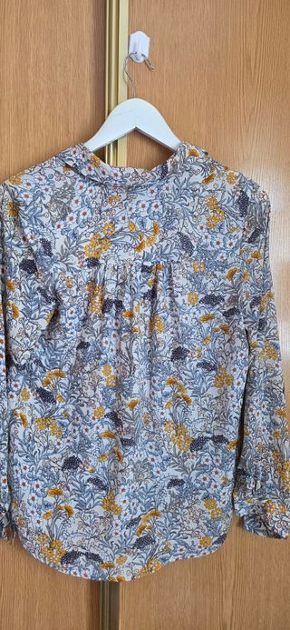 Blusa H&M floral - Talla S