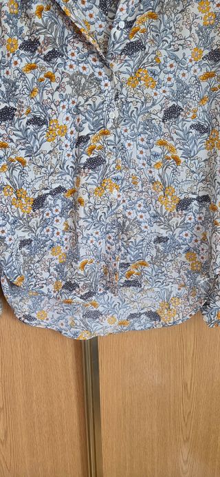 Blusa H&M floral - Talla S