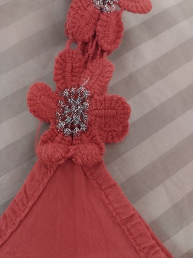 Blusa coral estampada flores plata