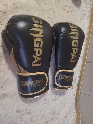 Guantes boxeo GINGPAI dorados