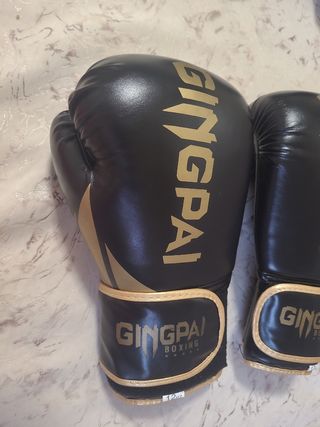 Guantes boxeo GINGPAI dorados