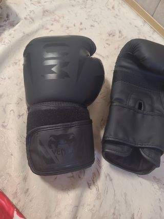 Guantes boxeo GINGPAI dorados