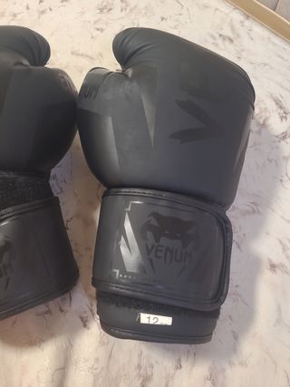 Guantes boxeo GINGPAI dorados