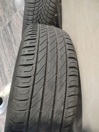 4 llantas 195/65R15 usadas