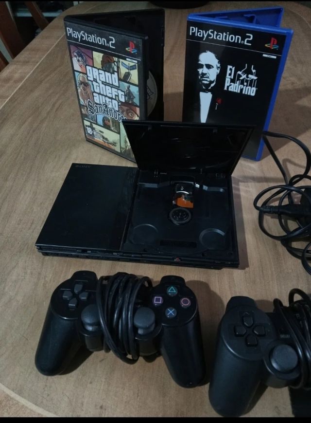 Consola PS2 Slim (PlayStation 2) + 2 juegos