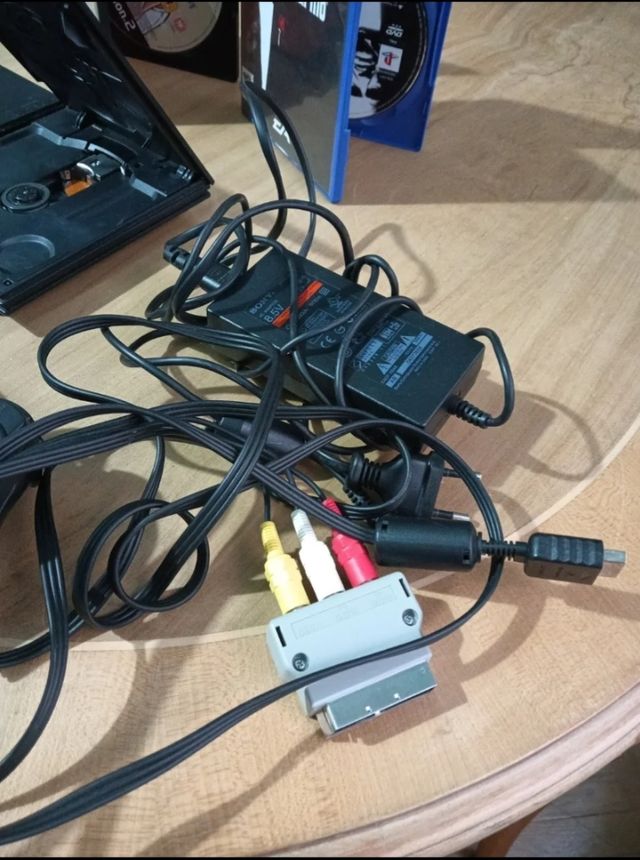 Consola PS2 Slim (PlayStation 2) + 2 juegos