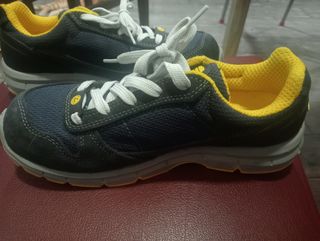 Zapatos Diadora trabajo - azules y amarillos
