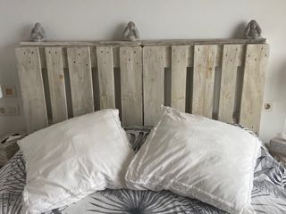 Cabecero cama palé blanco/ gris para cama de 150