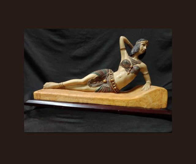 Figura faraona egipcia