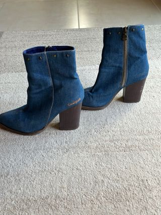 Botines Desigual tacón azul