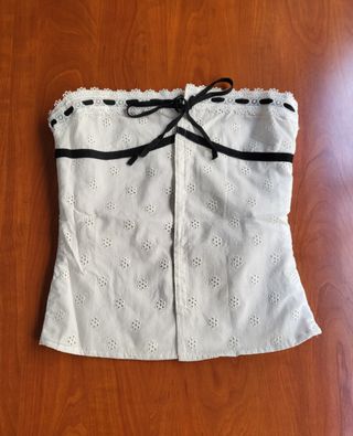 Top blanco encaje lazo talla S