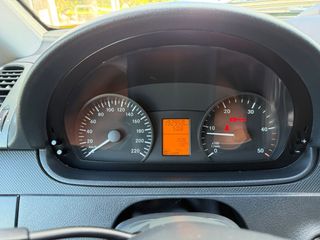 Mercedes-Benz Vito 2012