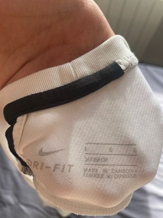 Camiseta Nike blanca entrenamiento