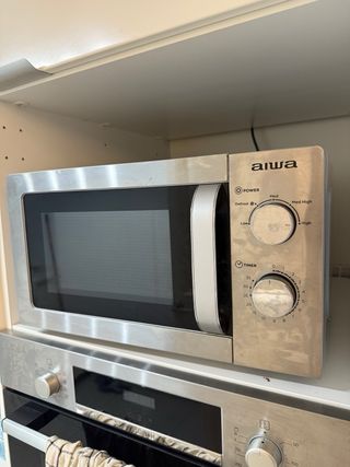 Microondas Aiwa - Acero inoxidable