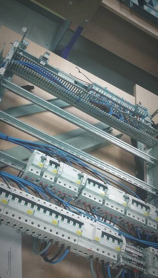 ELECTRICISTA PARA TU HOGAR