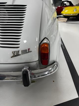 Seat 600E tulipas traseras 