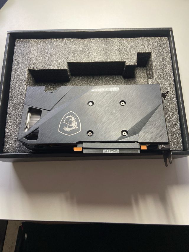 Gráfica AMD Radeon RX 6600 XT MSI Mech 2X