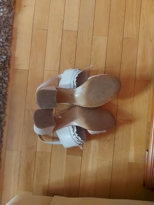 Sandalias jhay beige, talla 37