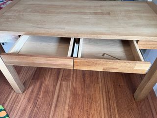 Escritorio roble macizo estilo nordico. sin usar. 