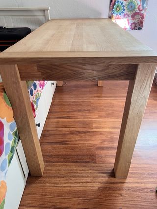 Escritorio roble macizo estilo nordico. sin usar. 