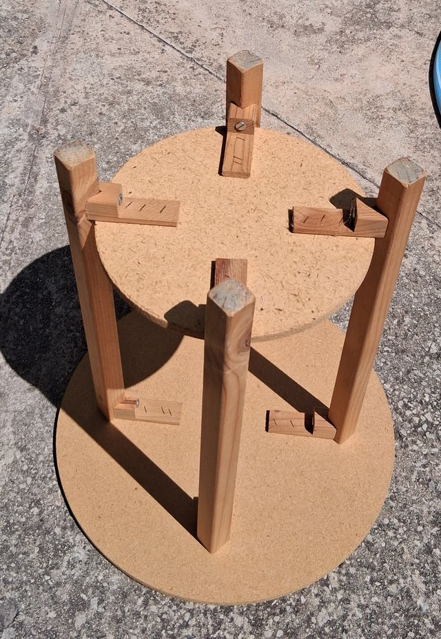 Mesa redonda madera - Camilla