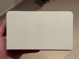 Nintendo Switch OLED bianco