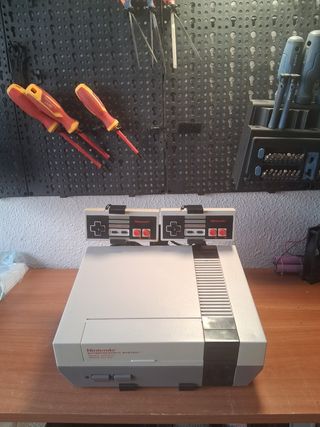 Soporte stand Nintendo NES 3D exposición 