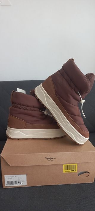 Botines Pepe Jeans marrón, talla 38 y 39