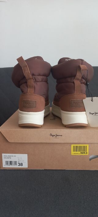 Botines Pepe Jeans marrón, talla 38 y 39