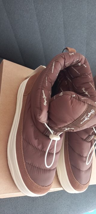 Botines Pepe Jeans marrón, talla 38 y 39